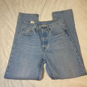 Levi 501 Light Wash Jeans